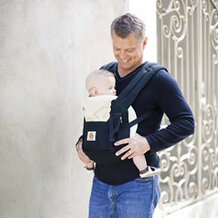 Babytrage von ERGOBABY®