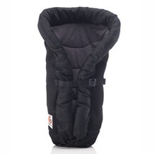 Neugeborenen-Einsatz "Heart2Heart" von ERGOBABY®