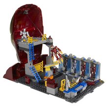 Iron Man 2 Hall of Armor Spielset von MEGA BRANDS