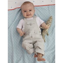 Set aus T-Shirt und Latzhose von VERTBAUDET