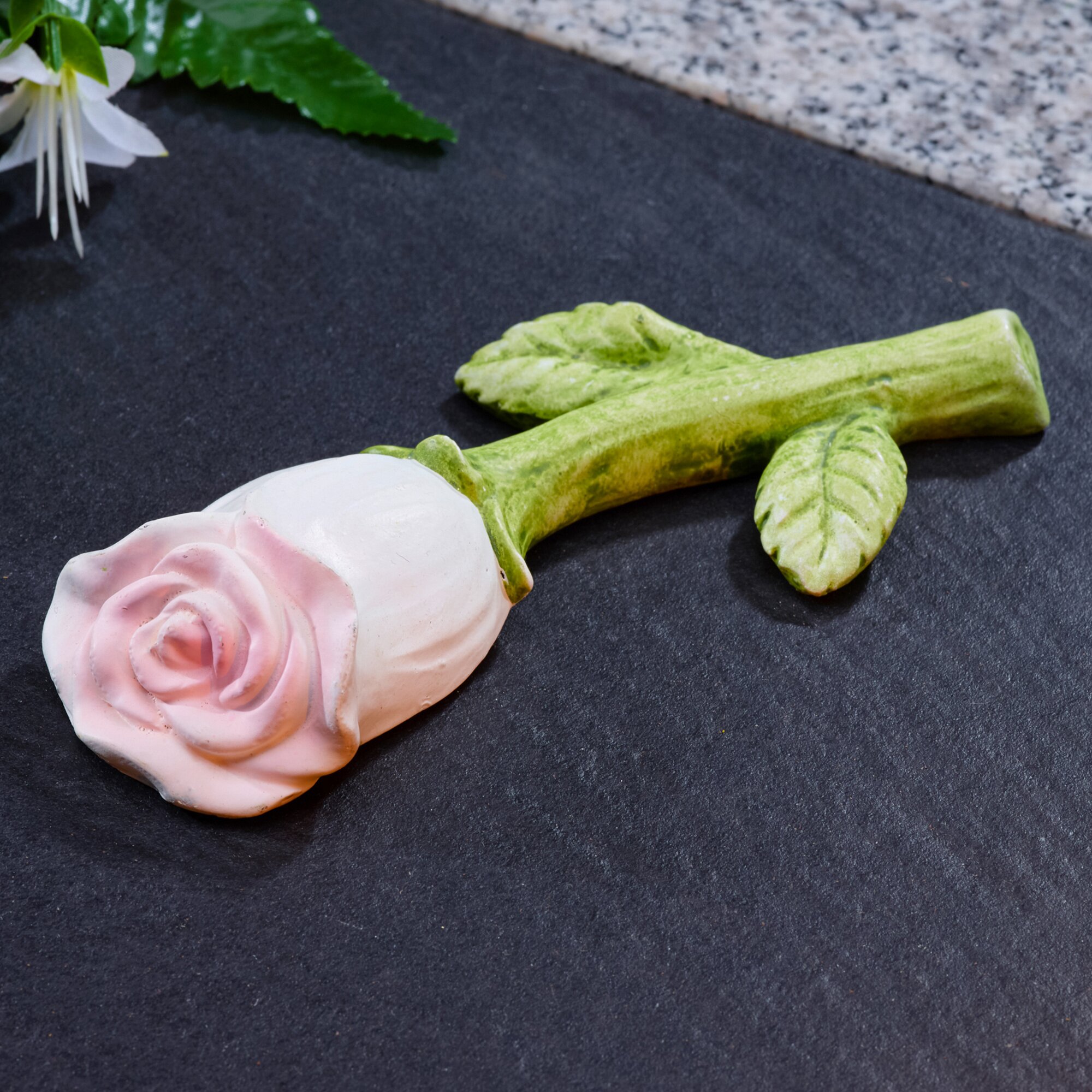 Rose tombale