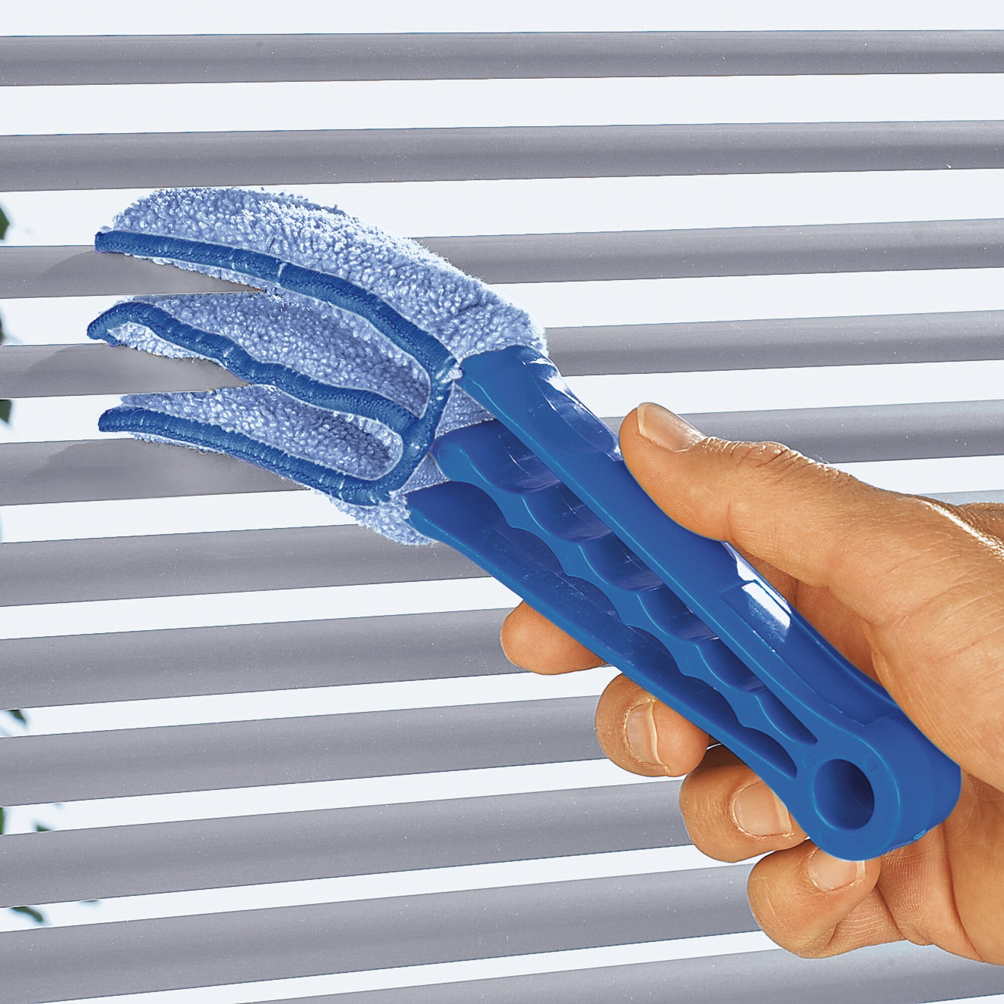 Brosse de nettoyage pour stores vénitiens