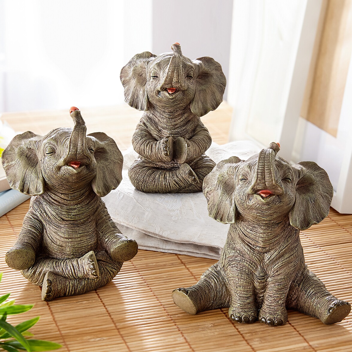 Éléphant yoga à commander en ligne Maison & Confort